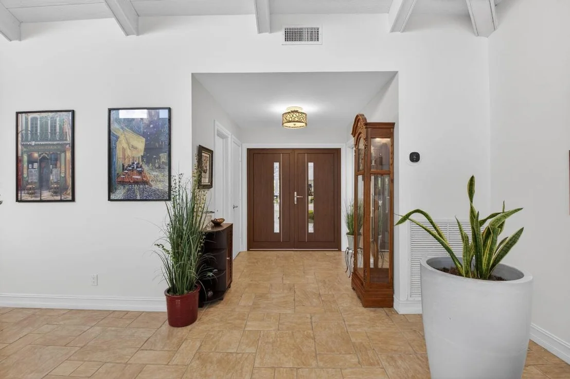 Photo of 4911 Pineview Circle
