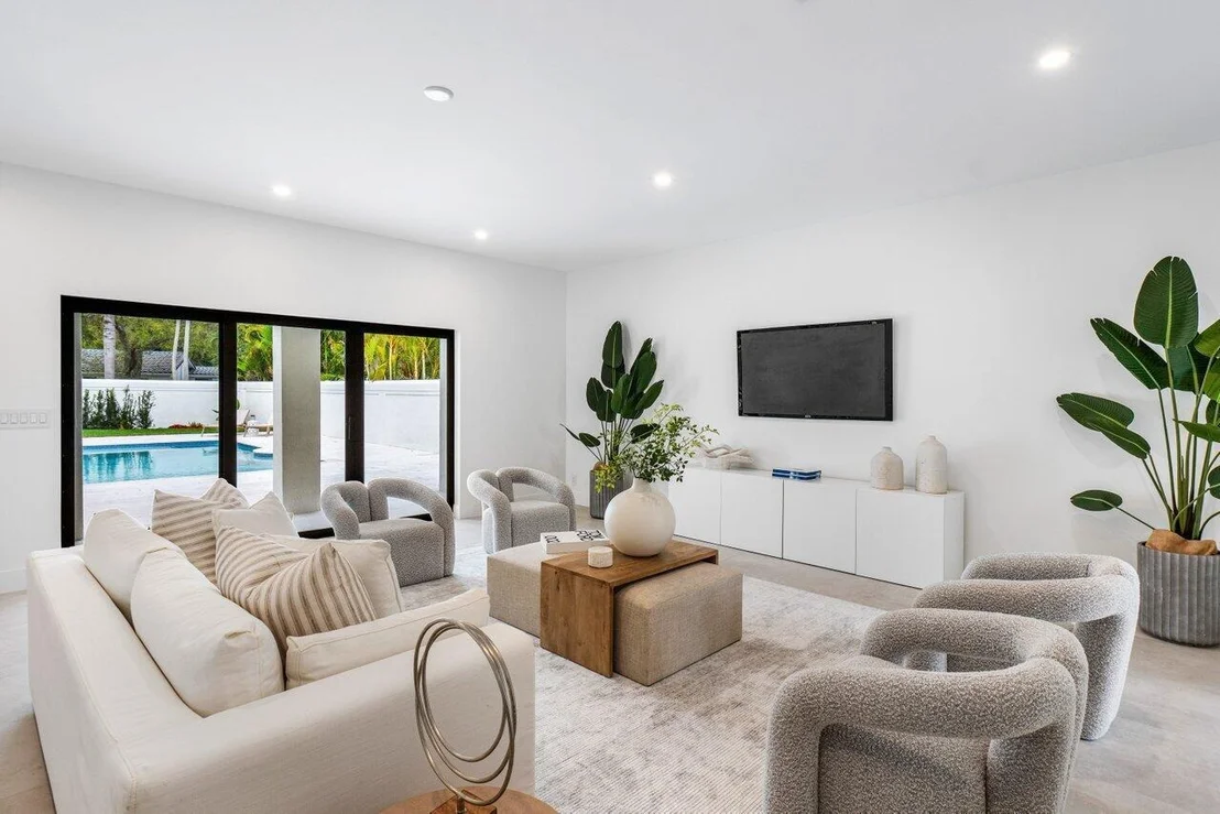Photo of 2050 Isabel Oeste Road