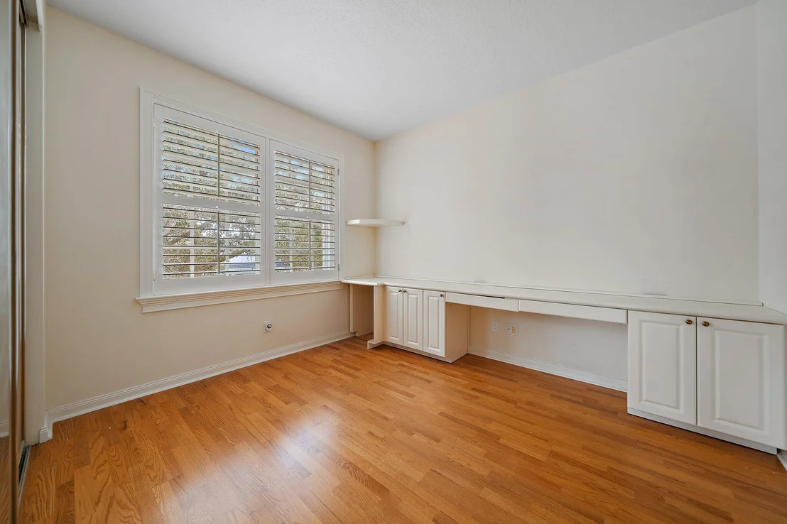 Photo of 129 Barbados Drive