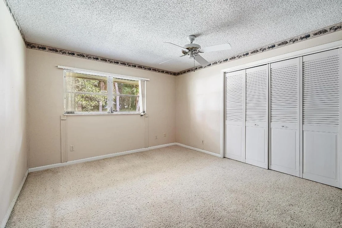 Photo of 16486 95th Avenue N