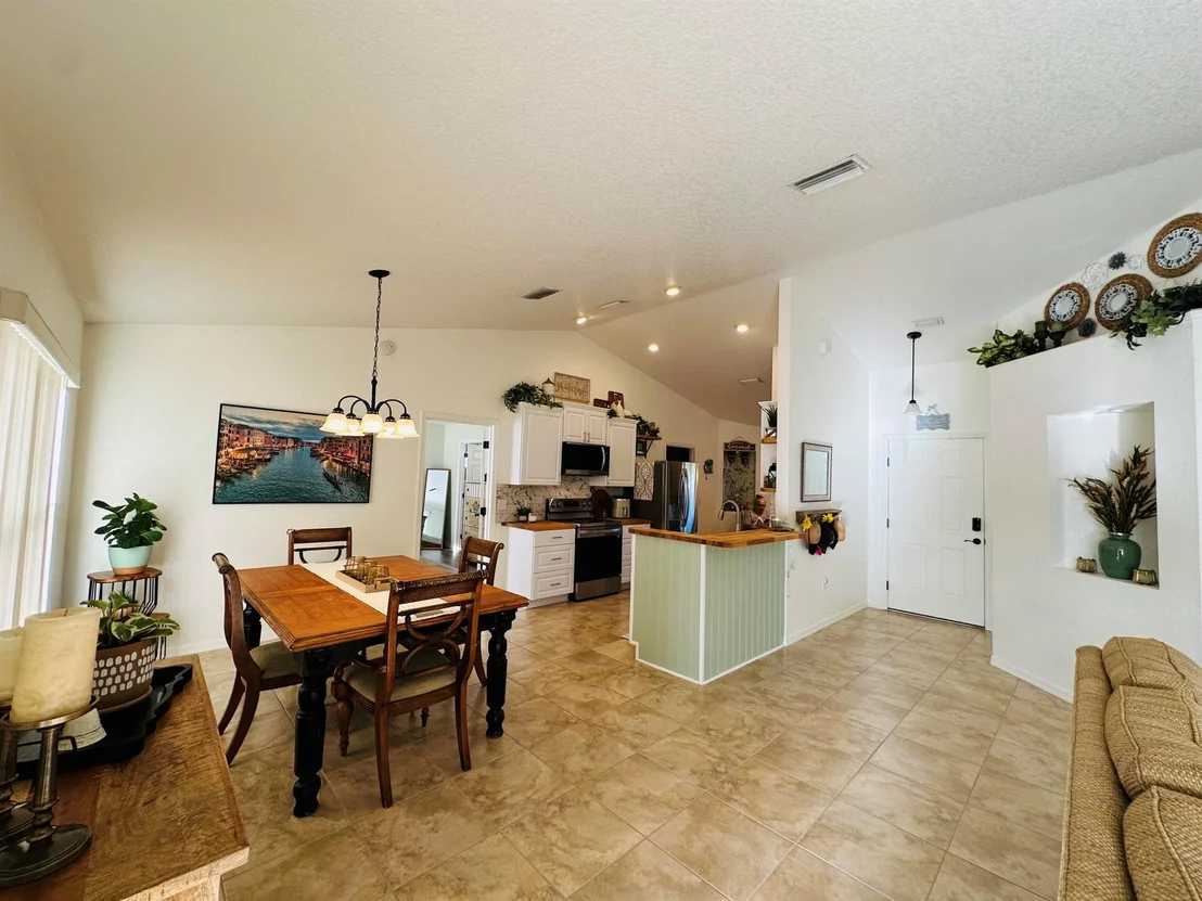 Photo of 15025 SW 24th Circle