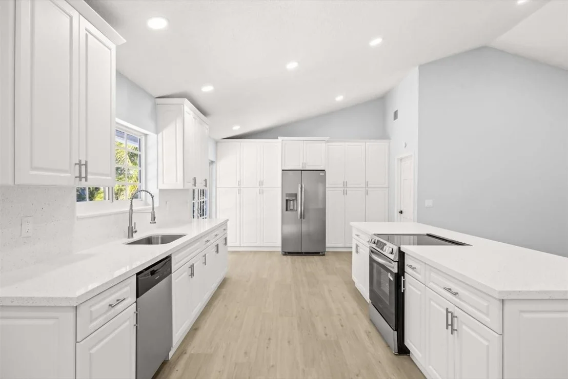Photo of 9791 Sun Pointe Drive