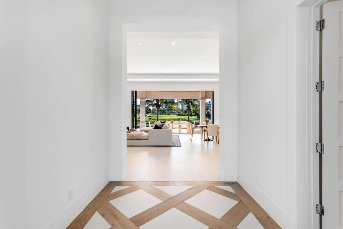 Photo of 2719 Embassy Drive