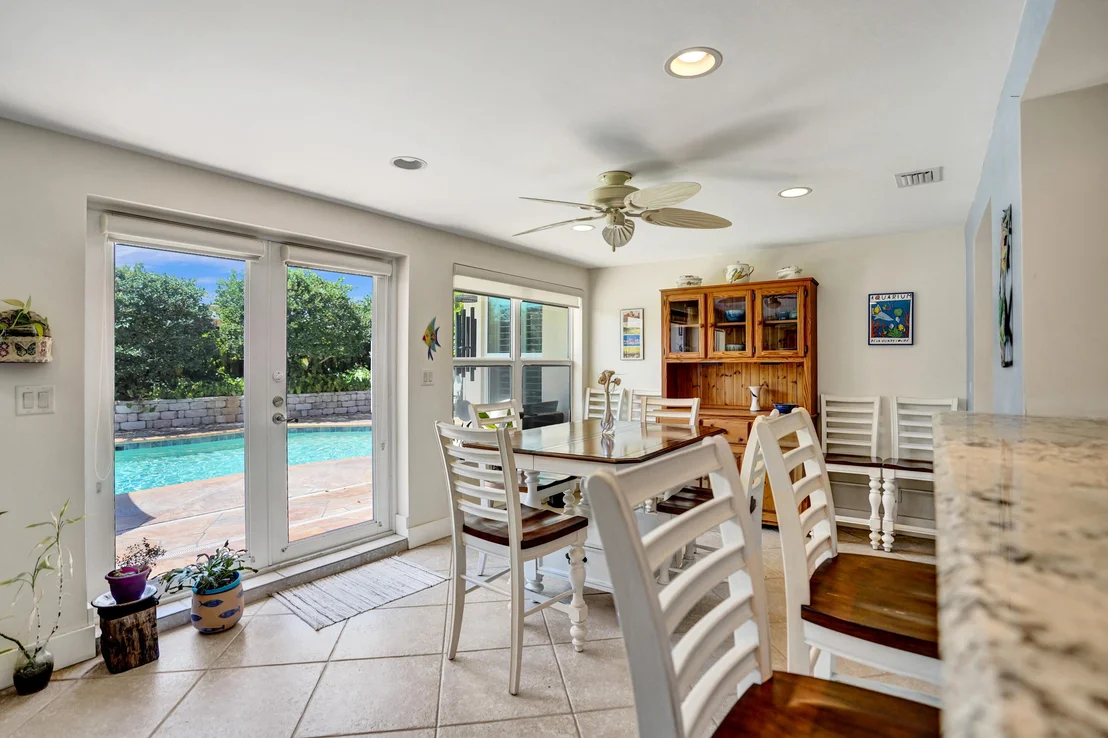 Photo of 445 SE 17th Terrace