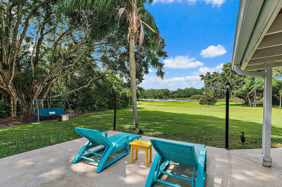 Photo of 2505 SE Ranch Acres Circle