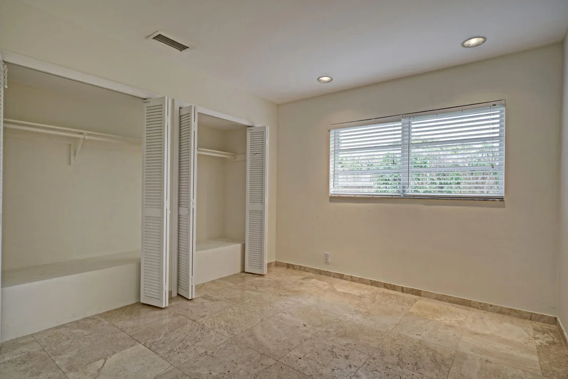 Photo of 5600 Nassau Drive