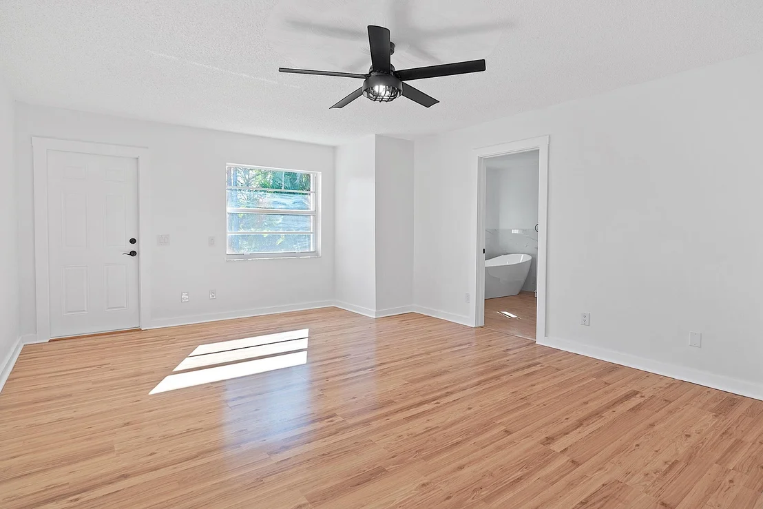 Photo of 11066 Orange Boulevard