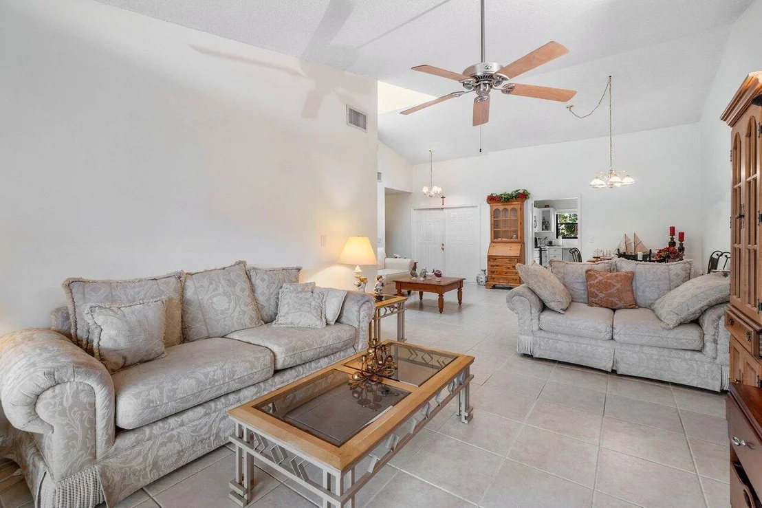 Photo of 7586 Solimar Circle