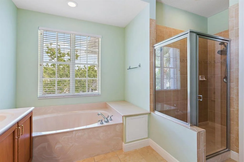 Photo of 231 W Bay Cedar Circle