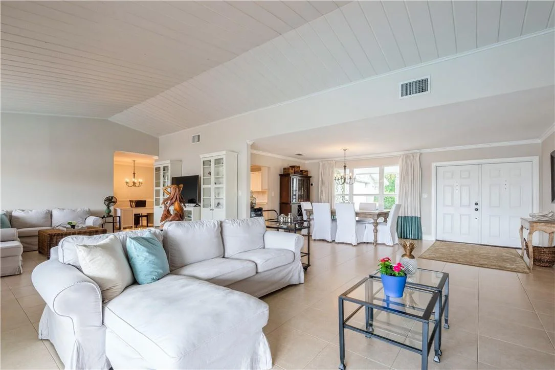 Photo of 16683 Golfview Drive