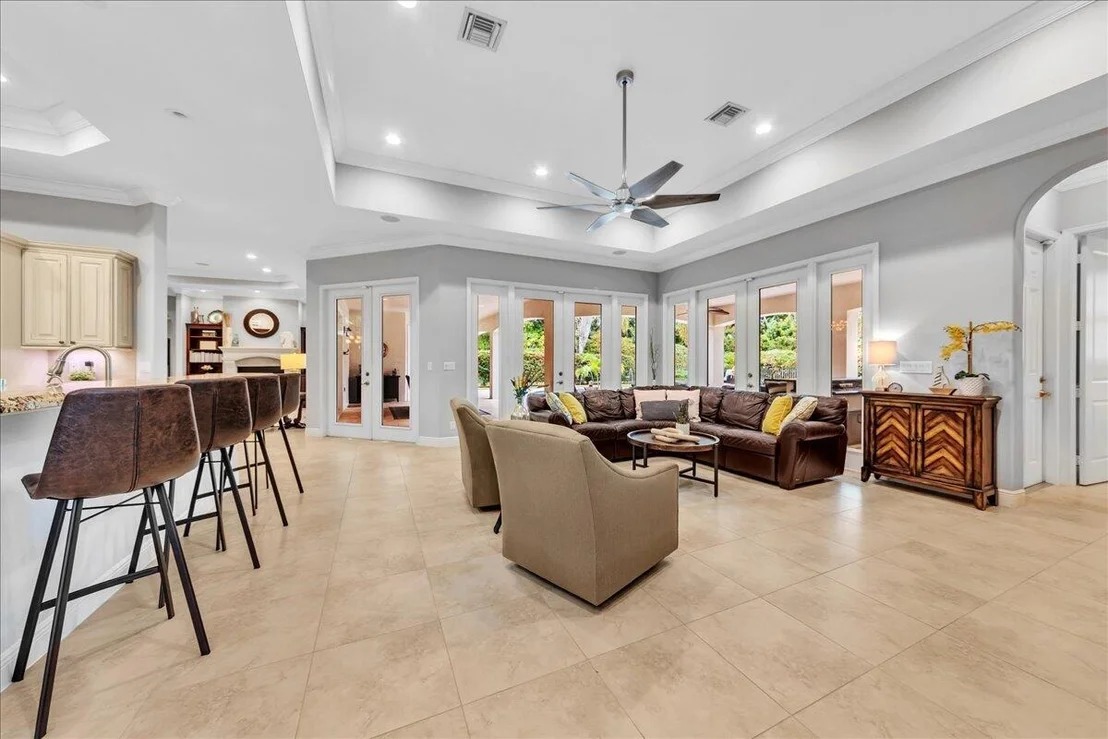 Photo of 378 Squire Drive