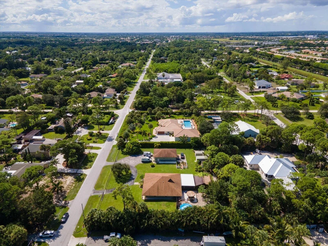 Photo of 8941 Yearling Drive