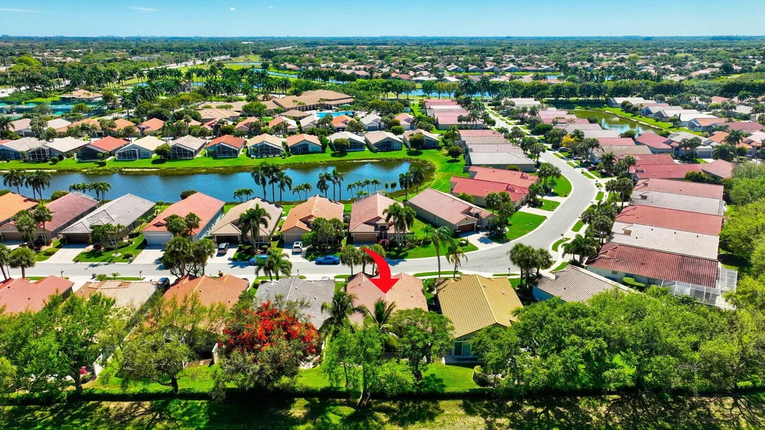 Photo of 6631 Sherbrook Drive