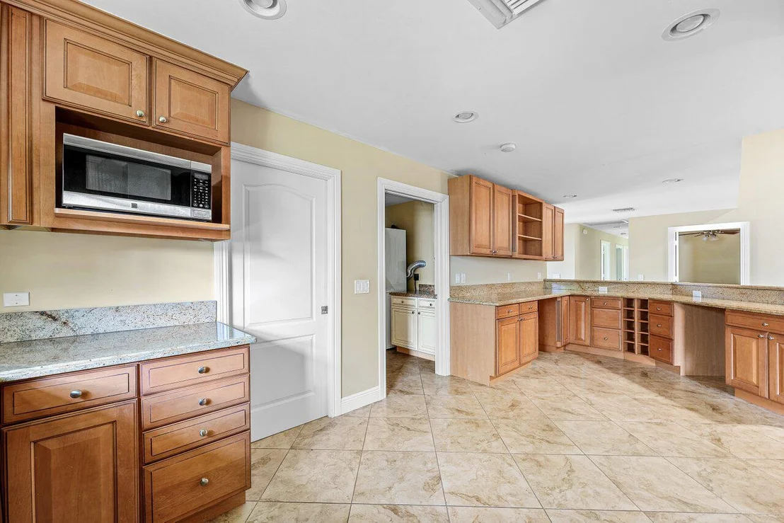 Photo of 4572 White Cedar Lane