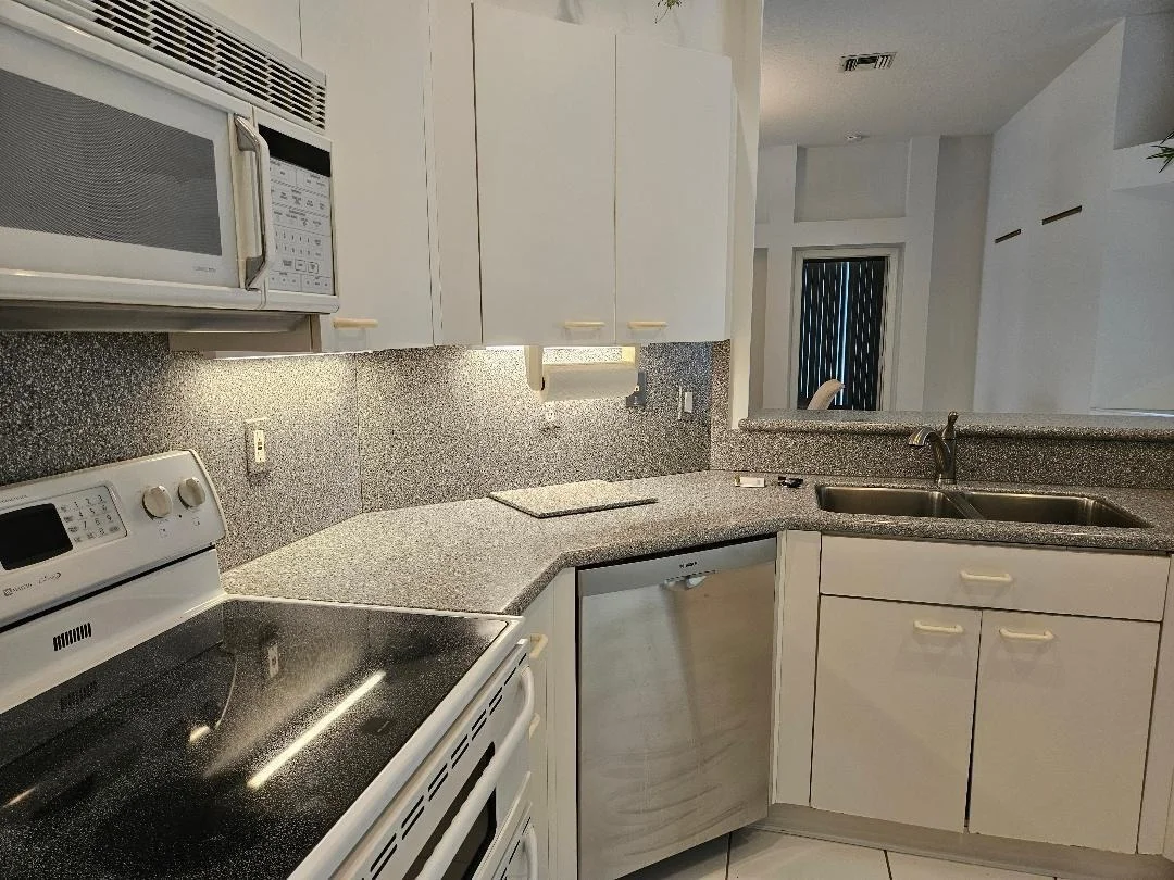 Photo of 7184 SE Seagate Lane