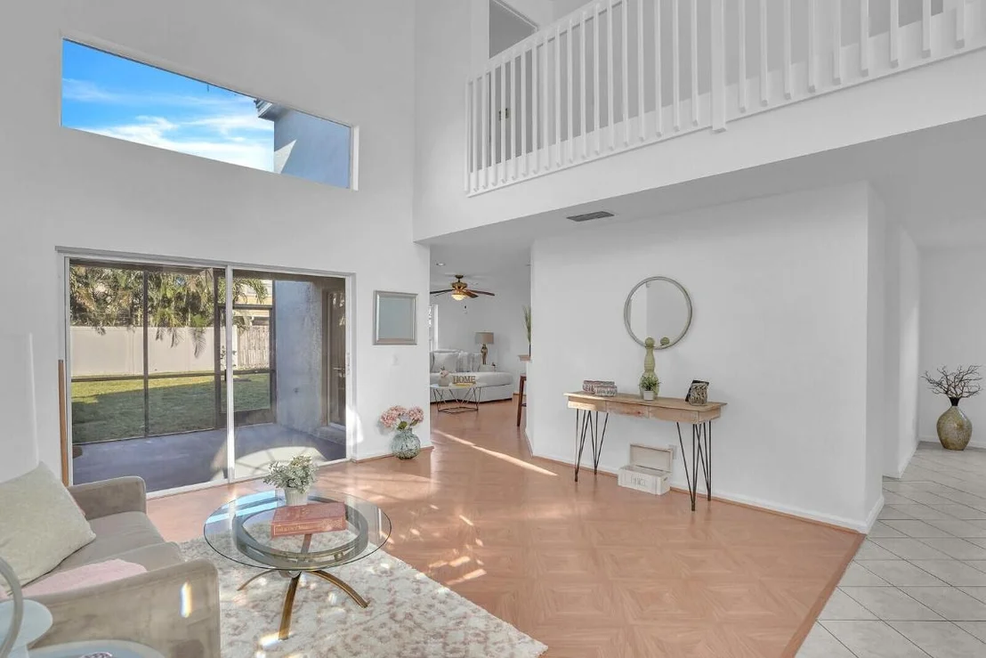 Photo of 7039 Middlebury Drive