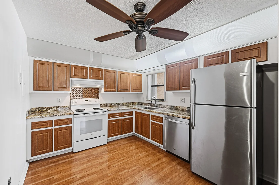 Photo of Unit 1F at 9641 Riverside Drive