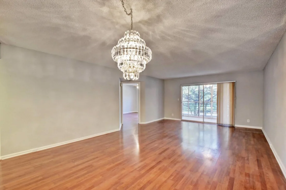 Photo of Unit D2 at 1601 Abaco Drive