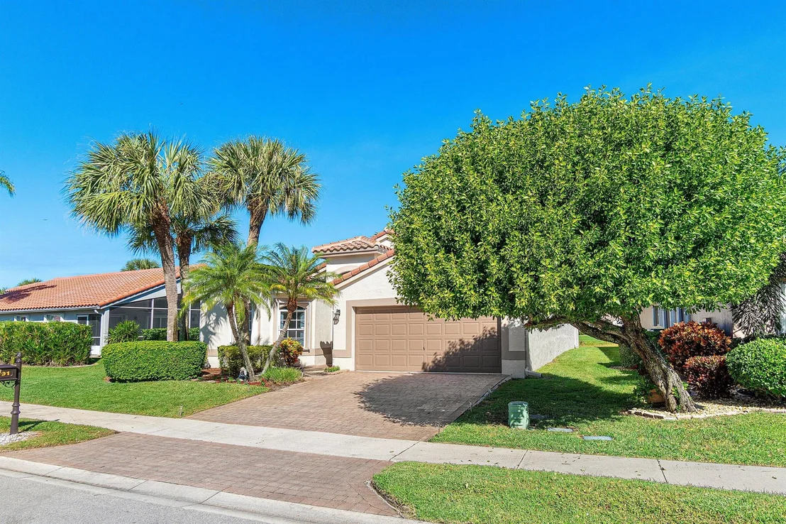 Photo of 6691 Maybrook Road