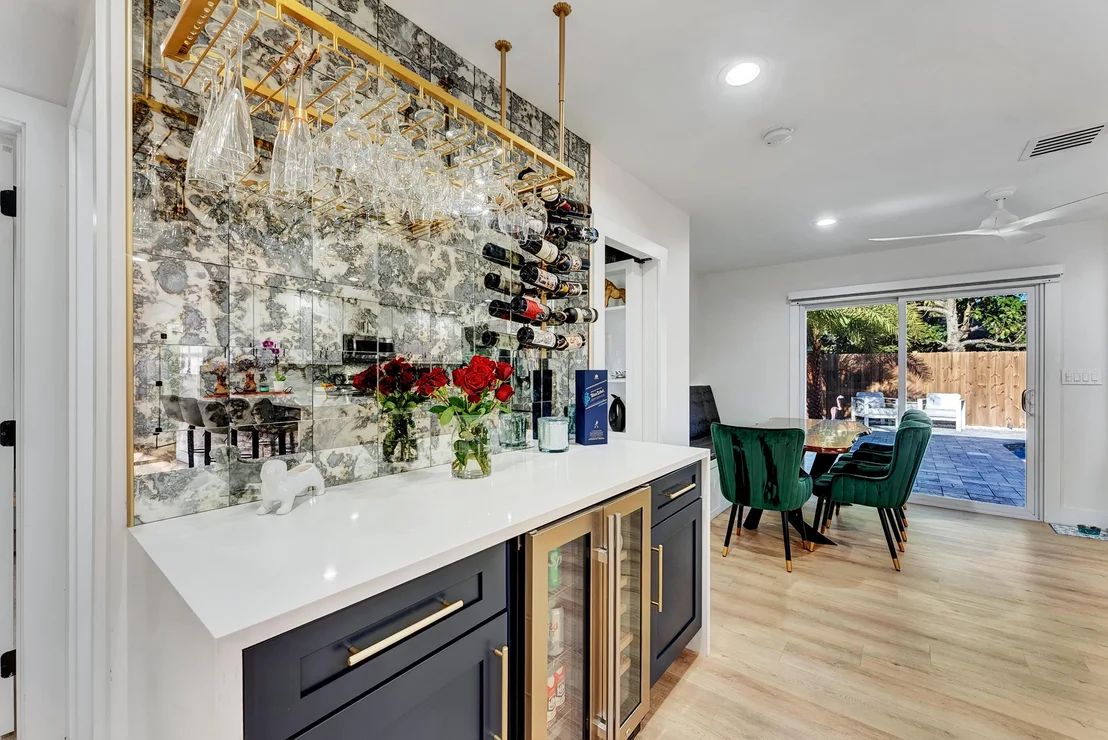 Photo of 707 W Boulevard Chatelaine