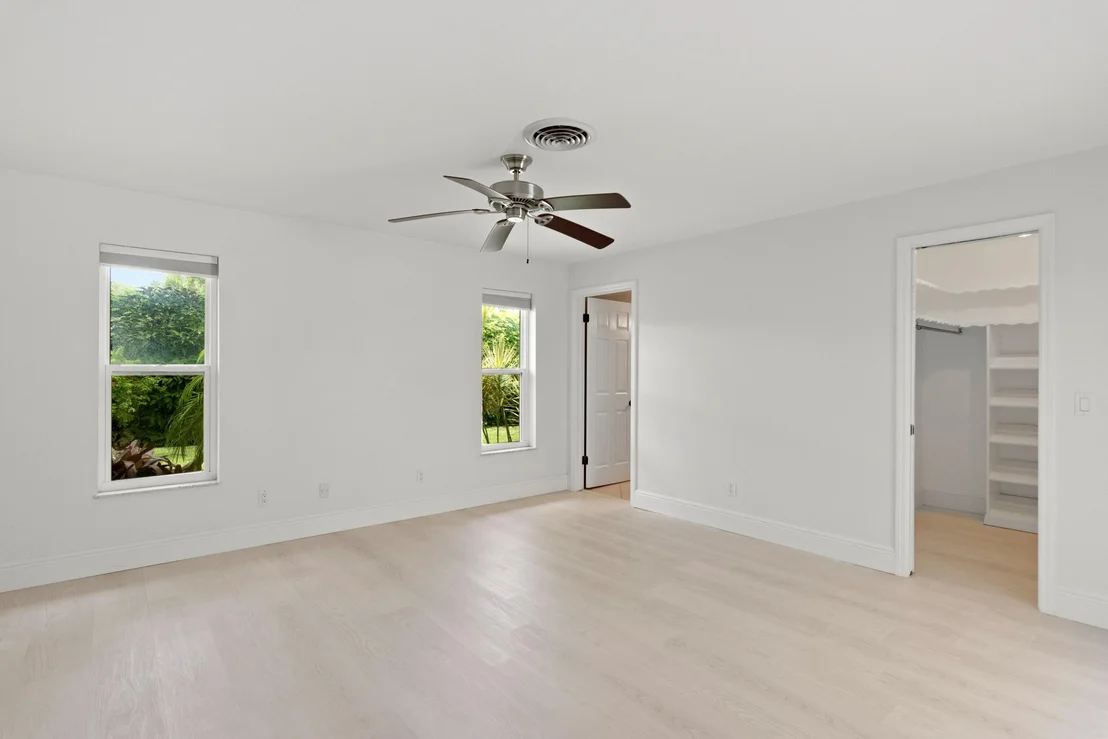 Photo of 1060 Clipper Road