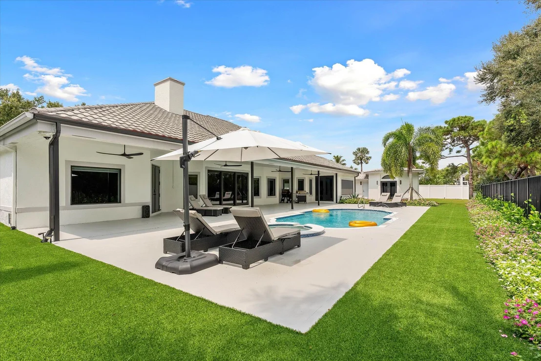 Photo of 2670 Tecumseh Drive