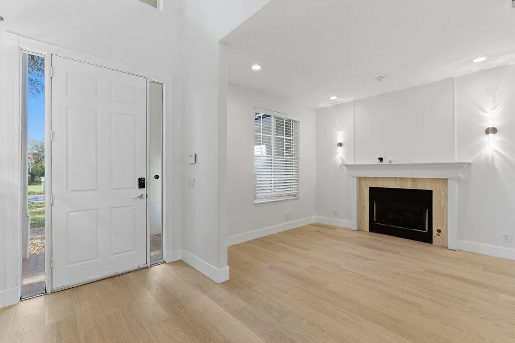 Photo of 220 Blackbird Lane