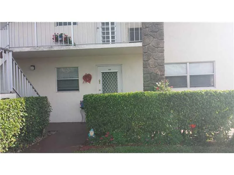 Photo of Unit 310 at 9855 Sandalfoot Boulevard