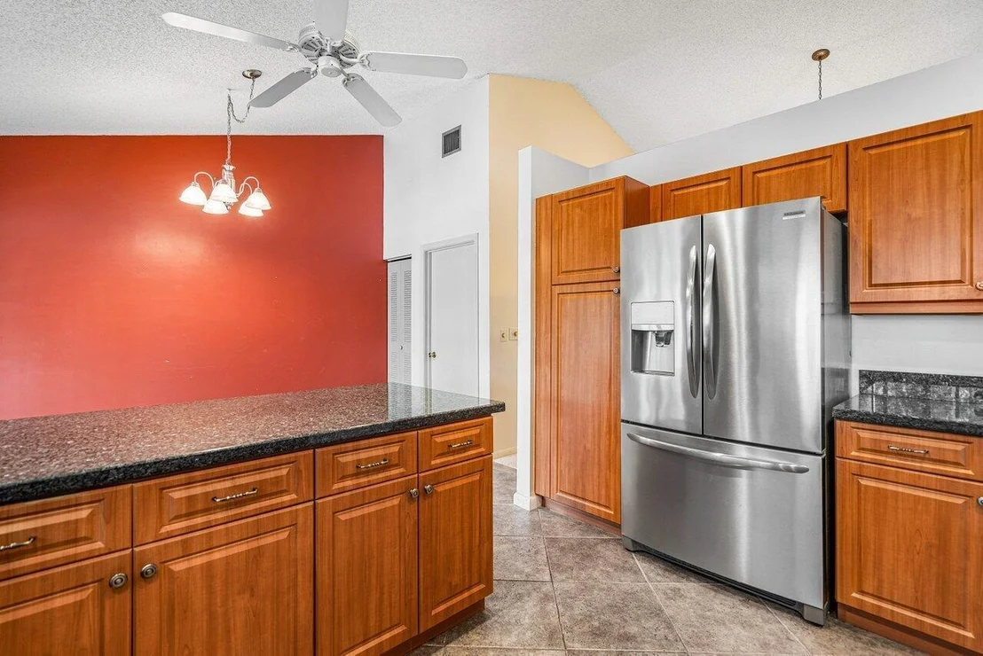 Photo of 9439 Sun Pointe Drive