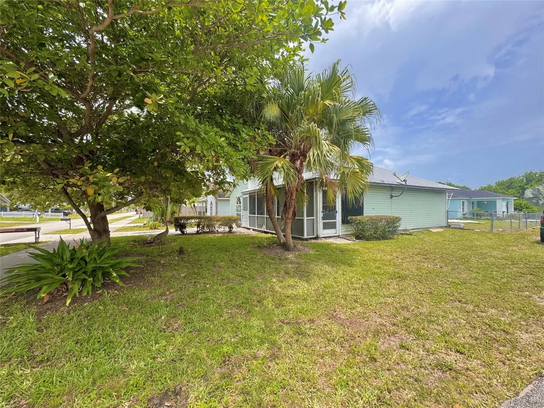 Photo of 5359 SE Dell Street