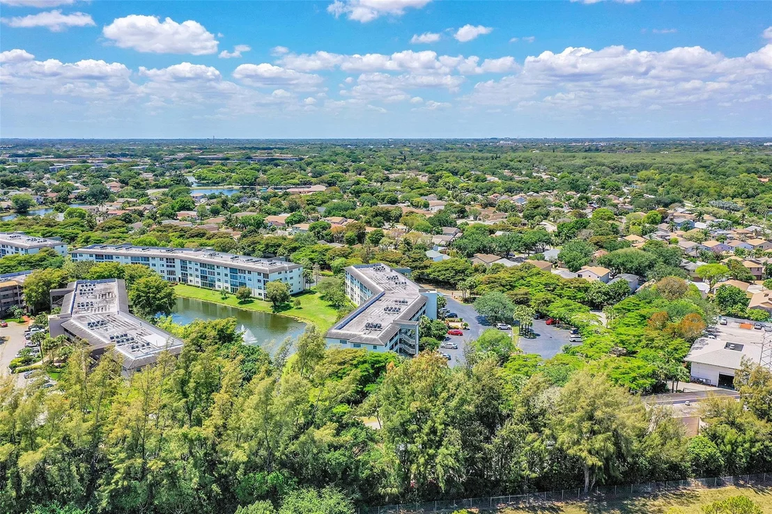 Photo of Unit E4 at 1801 Eleuthera Point