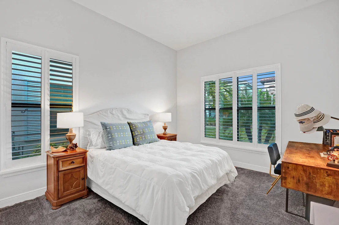 Photo of 7041 Edison Place
