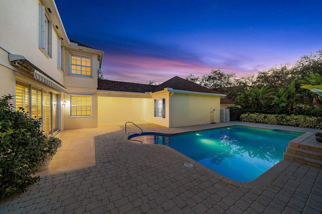 Photo of 129 Barbados Drive