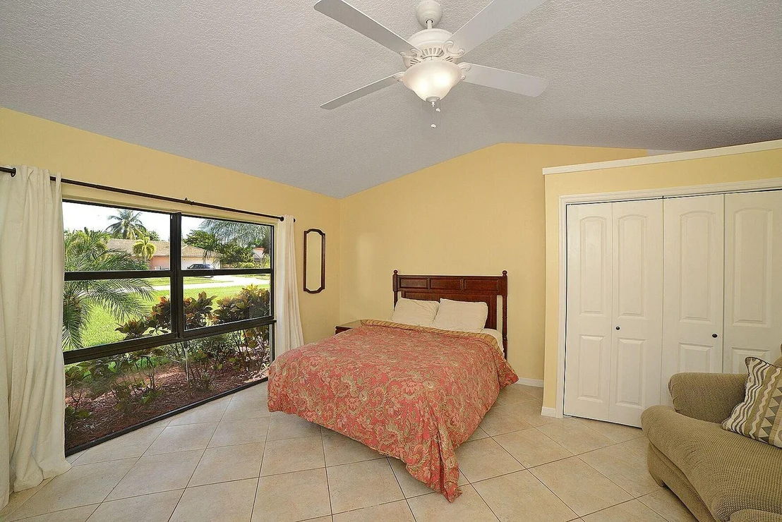 Photo of 4218 Woods End Road