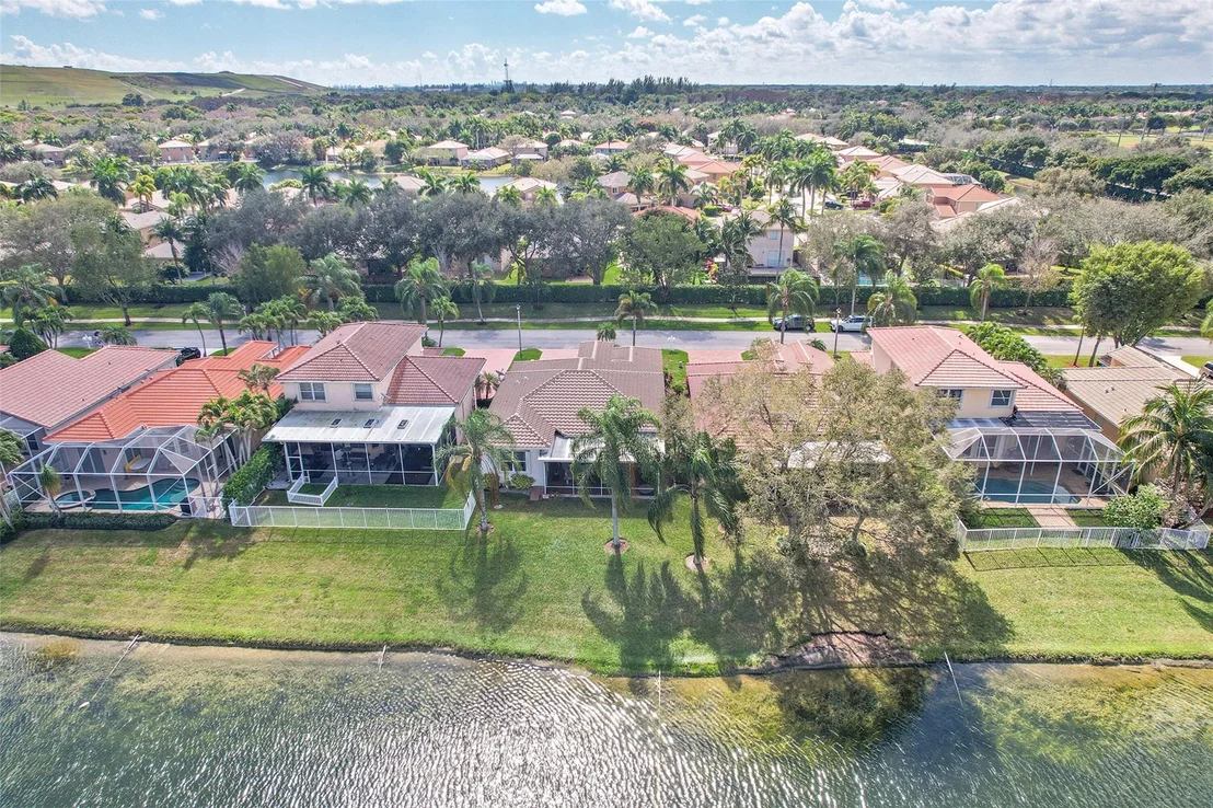 Photo of 3486 Coco Lake Drive