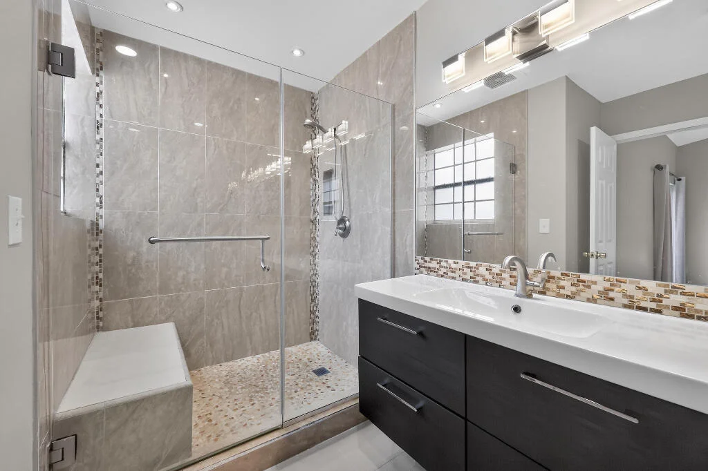 Photo of 922 OPAL Terrace