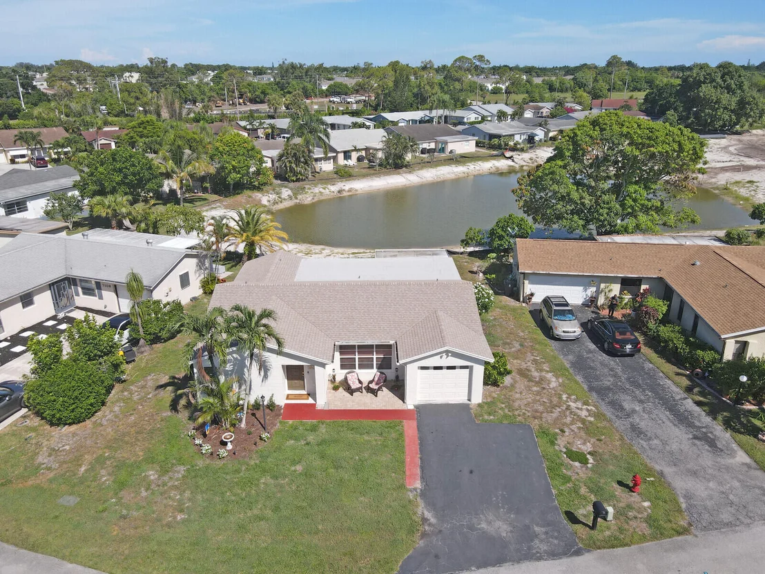 Photo of 7116 Pine Bluff Drive