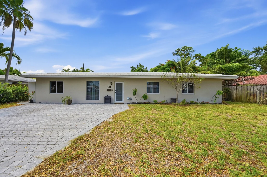 Photo of 141 SE 8th Street