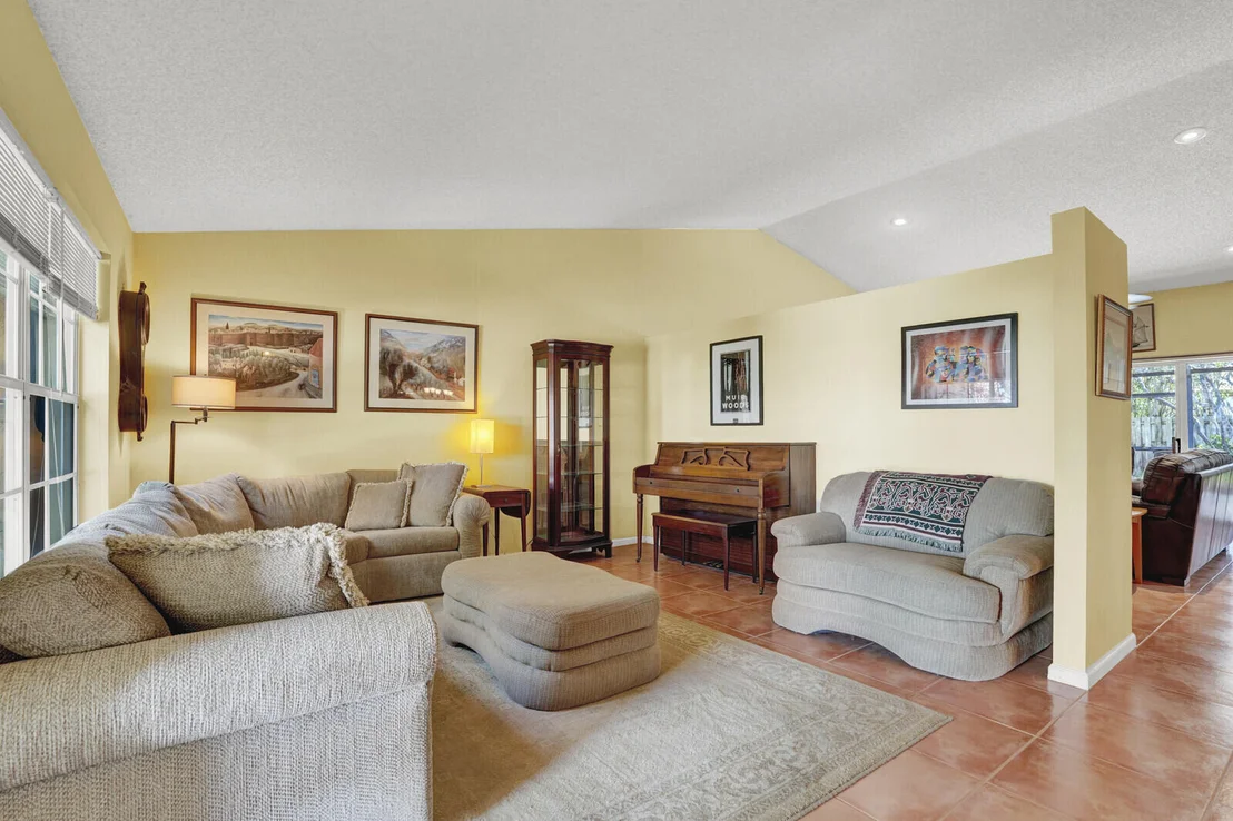 Photo of 5696 Descartes Circle