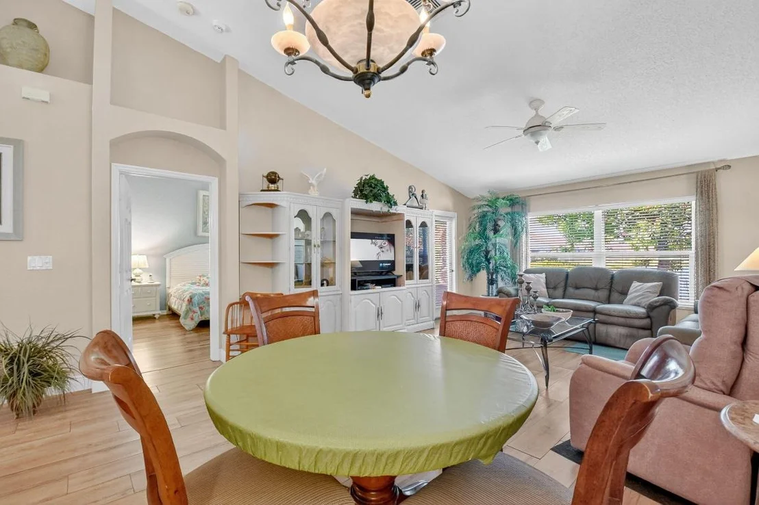 Photo of 15431 Watershore Lane