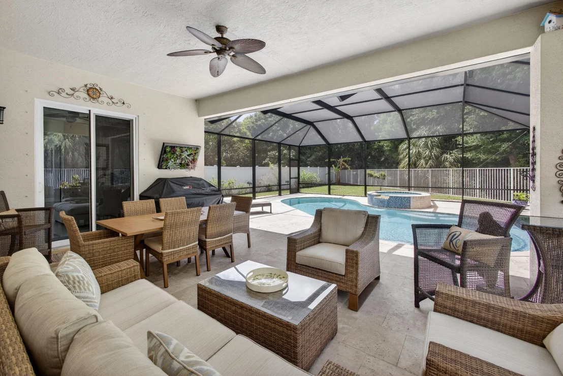 Photo of 8642 Plum Cay