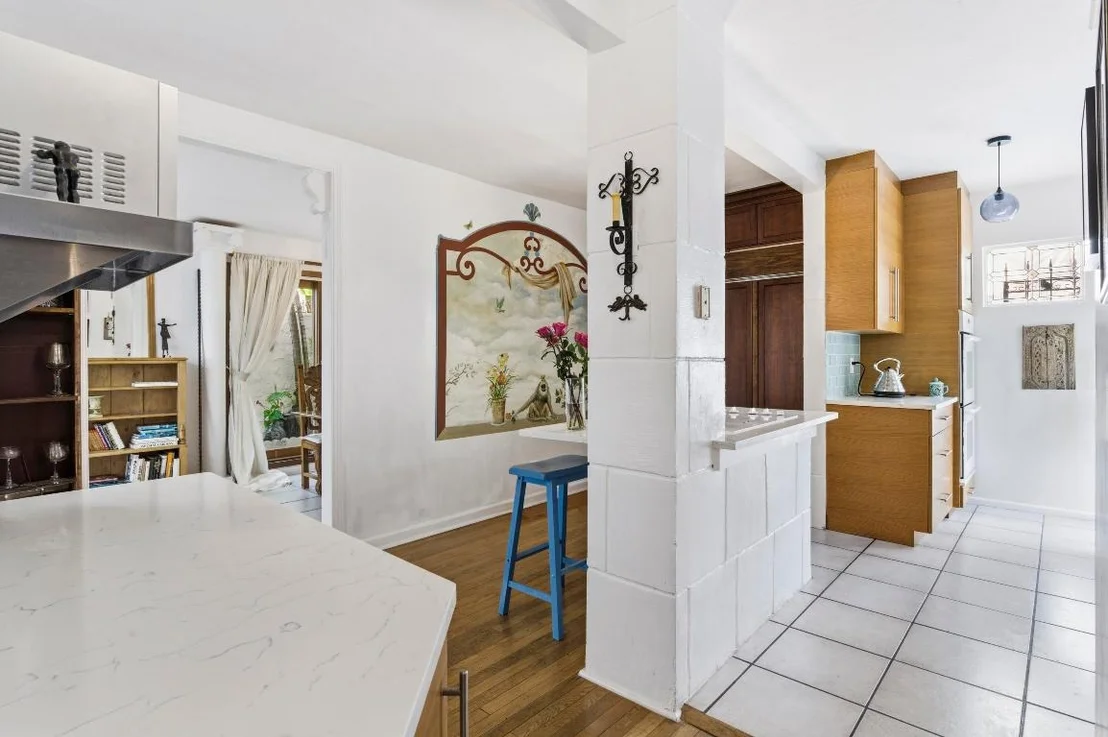 Photo of 281 Granada Road