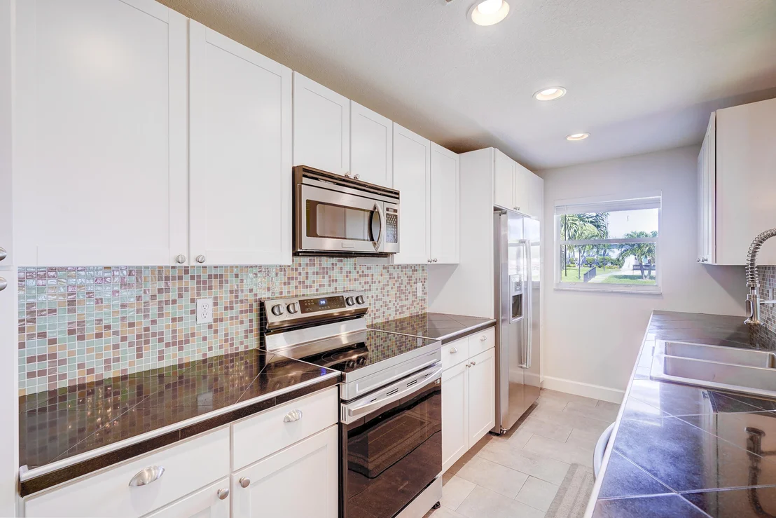 Photo of Unit A at 320 Main Boulevard