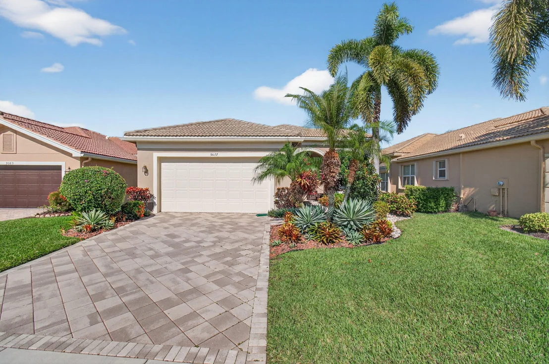 Photo of 9077 Vander Cove
