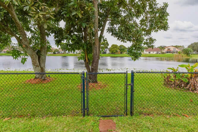 Photo of 1817 Stonehaven Drive