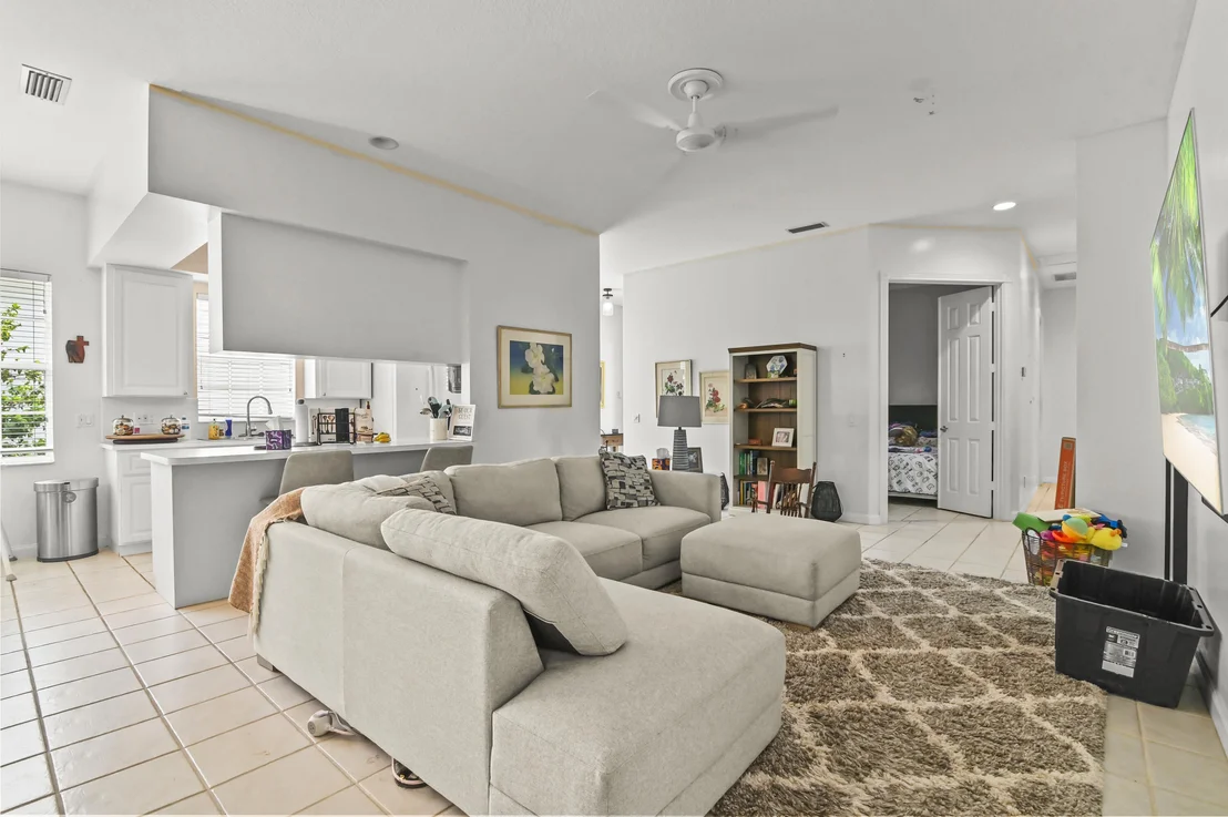 Photo of 4766 Valencia Drive