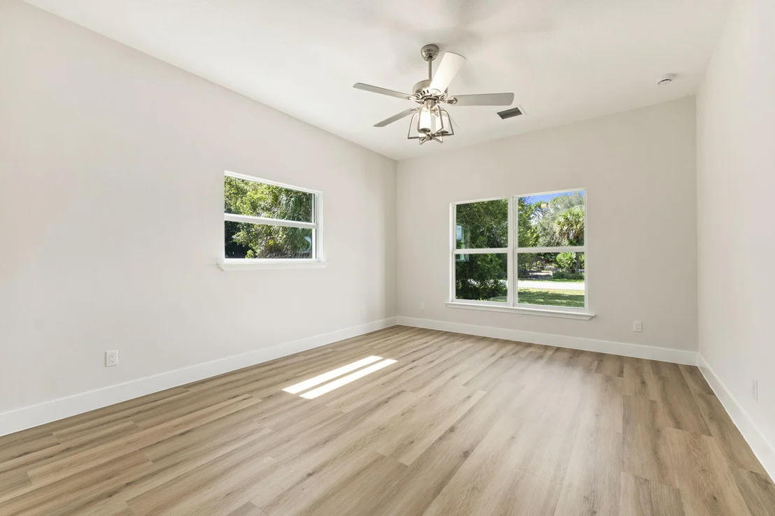 Photo of 5310 Sunset Boulevard