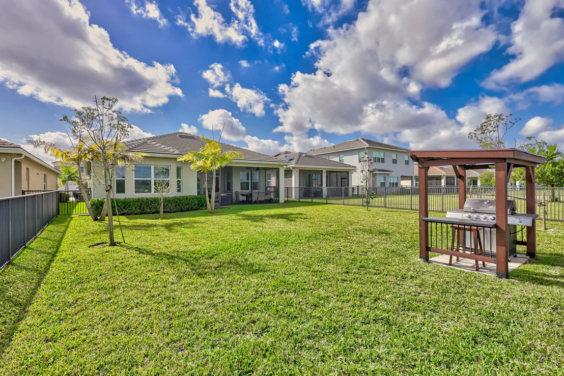 Photo of 15121 Goldfinch Circle