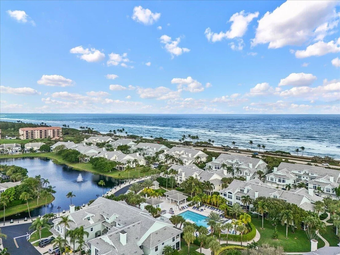 Photo of 105 MAINSAIL Circle