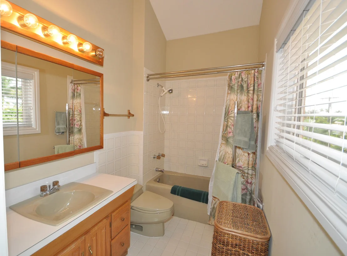 Photo of 8 Midlane Road